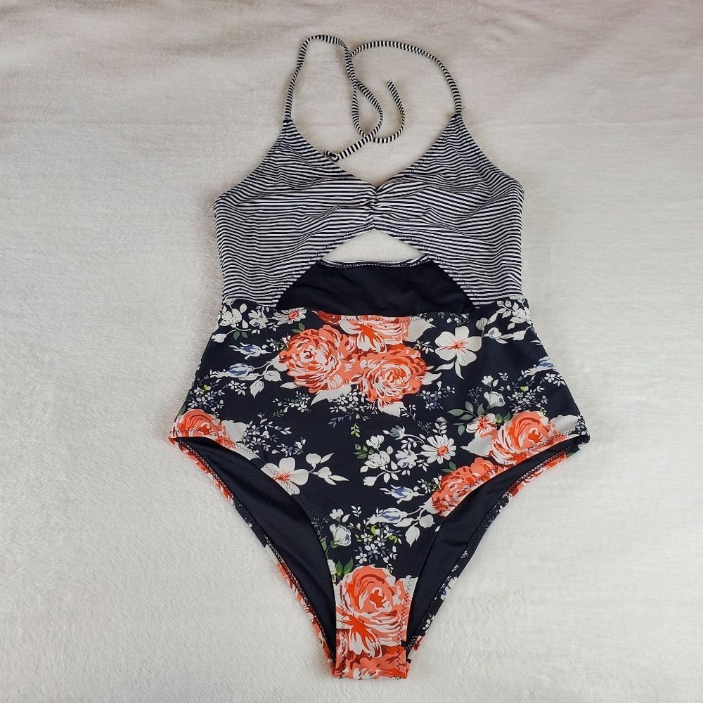 Cupshe Secret Fragrance One Piece Halter Swimsuit Size Large